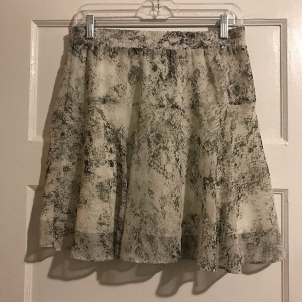 Banana Republic Snake Skin Pattern Flouncy Sheer Skater Skirt